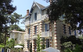 Villa Frivole